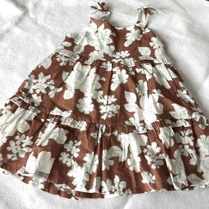 Girls lined Summer dress flowers are outlines in blue